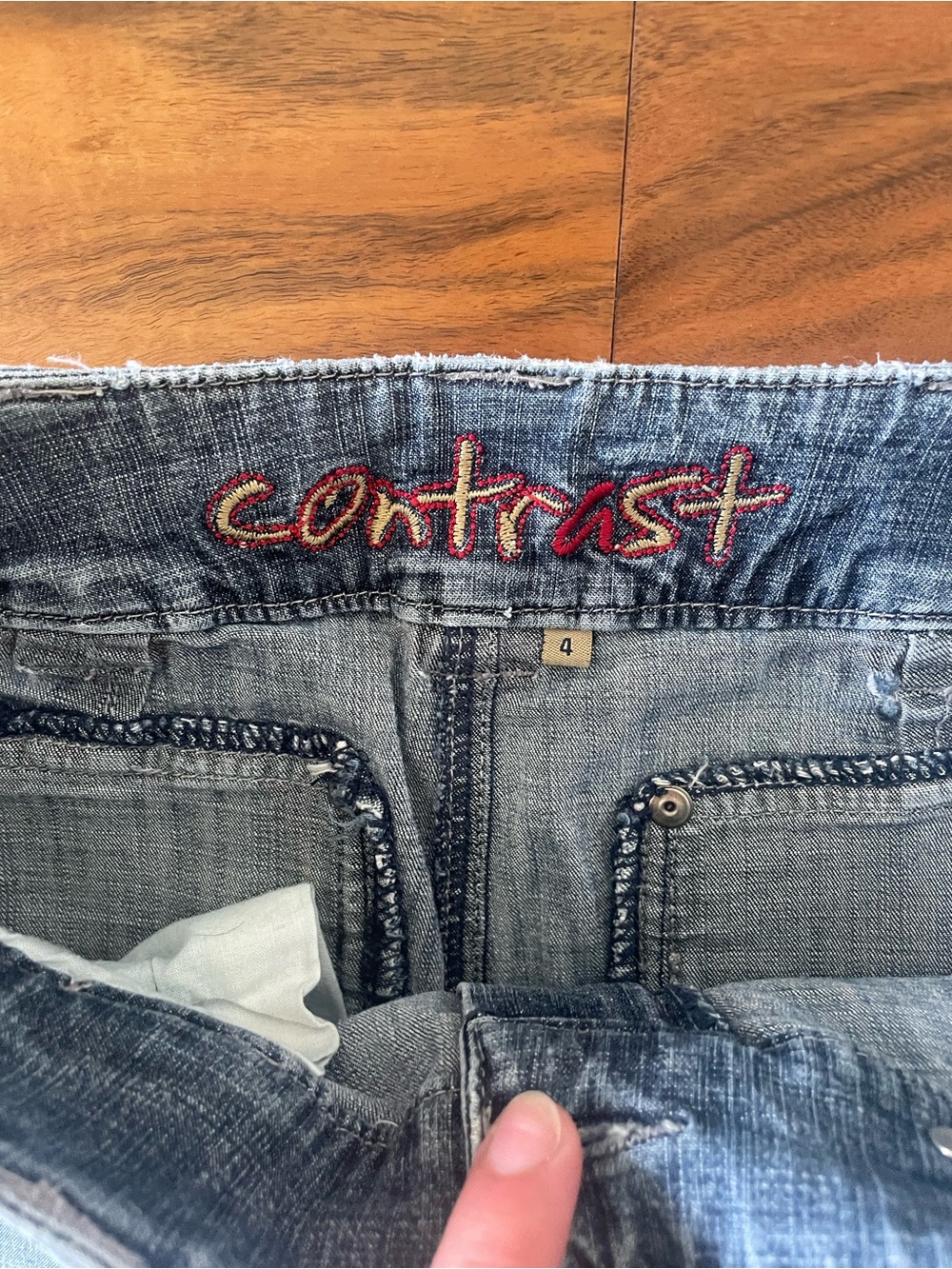 Y2K Contrast Low Rise Denim Capri Shorts - Picture 4 of 5